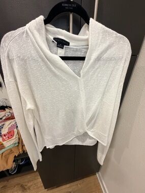 Sanctuary White Hooded Knit Twist Hem Top